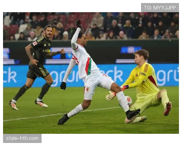 足球球星技术特点与场上表现分析 足球球星技术特点与场上表现分析